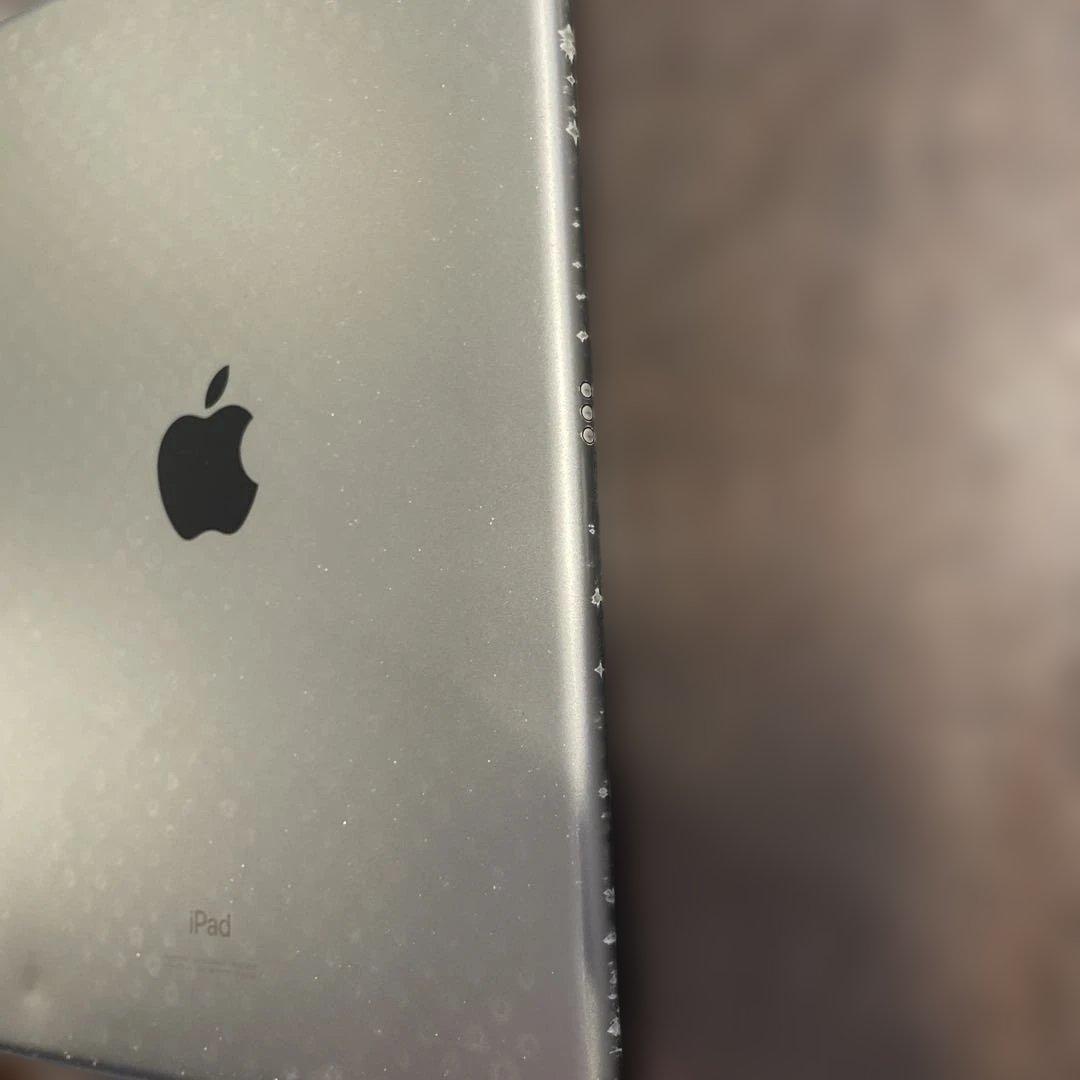 iPad 第8世代　128GB