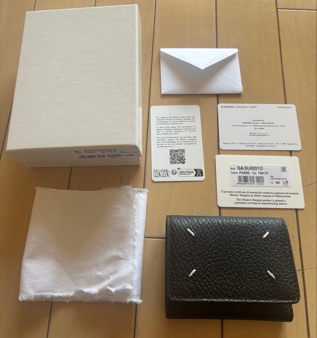 メゾンマルジェラ 三つ折り財布 レディース 黒 SA3UI0010 P4455