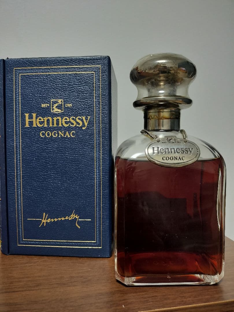 Hennessy ヘネシーシルバートップ