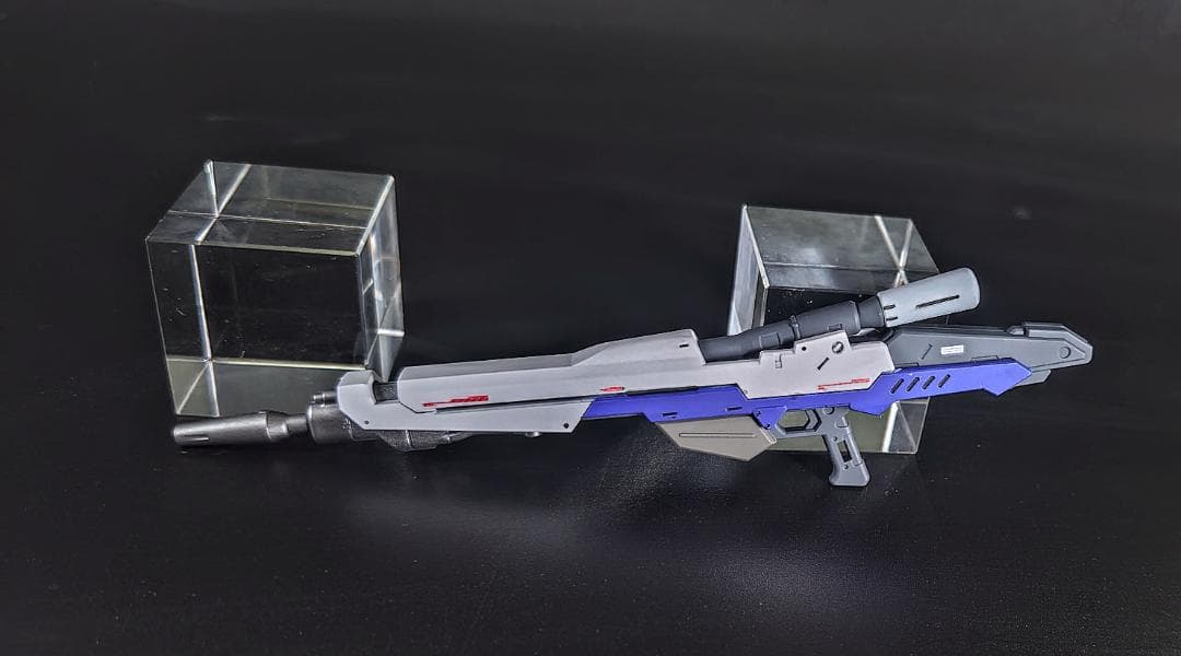 RG hi-νガンダム　全塗装　完成品　ハイパー・メガ・バズーカ・ランチャー