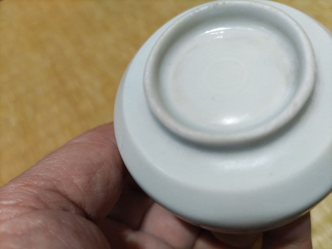 古伊万里　白磁　胴紐　小型　猪口　無傷