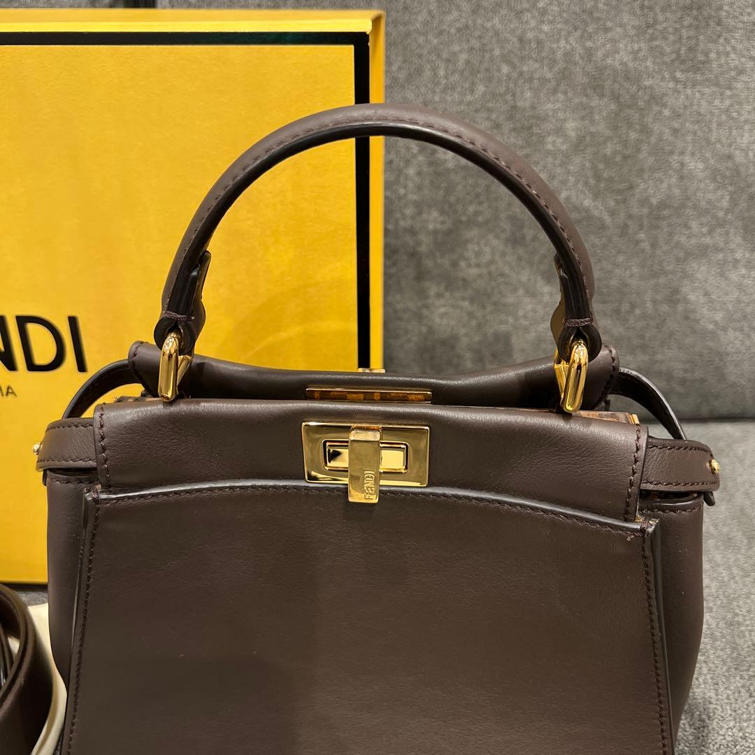 FENDI ピーカブー　ミニピーカブー　ブラウン