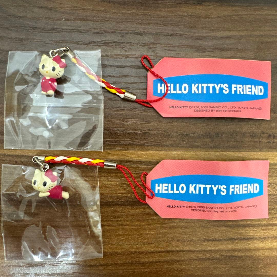 【未開封・送料無料】FRIEND 根付け 2点セット 寝そべり・正面立ち