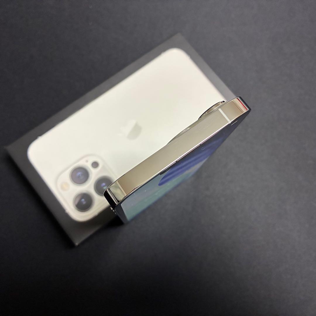【美品】 iPhone 13 Pro シルバー 256GB 本体