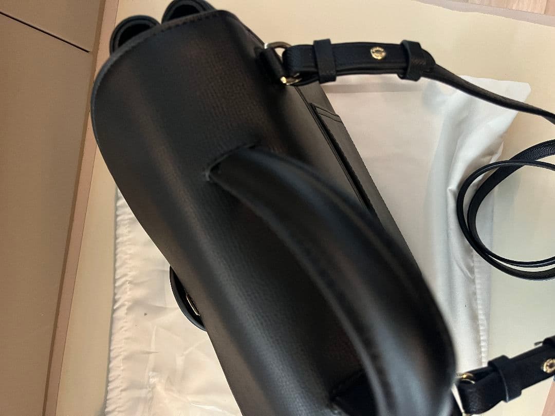 ブラック ショルダートップハンドル