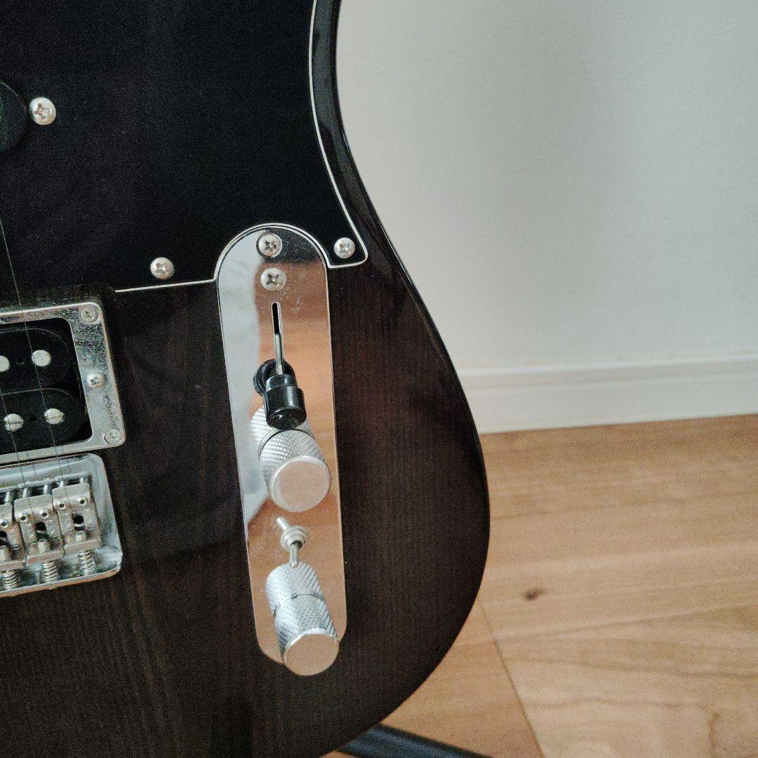 FENDER Modern Player Telecaster Plus　ギター