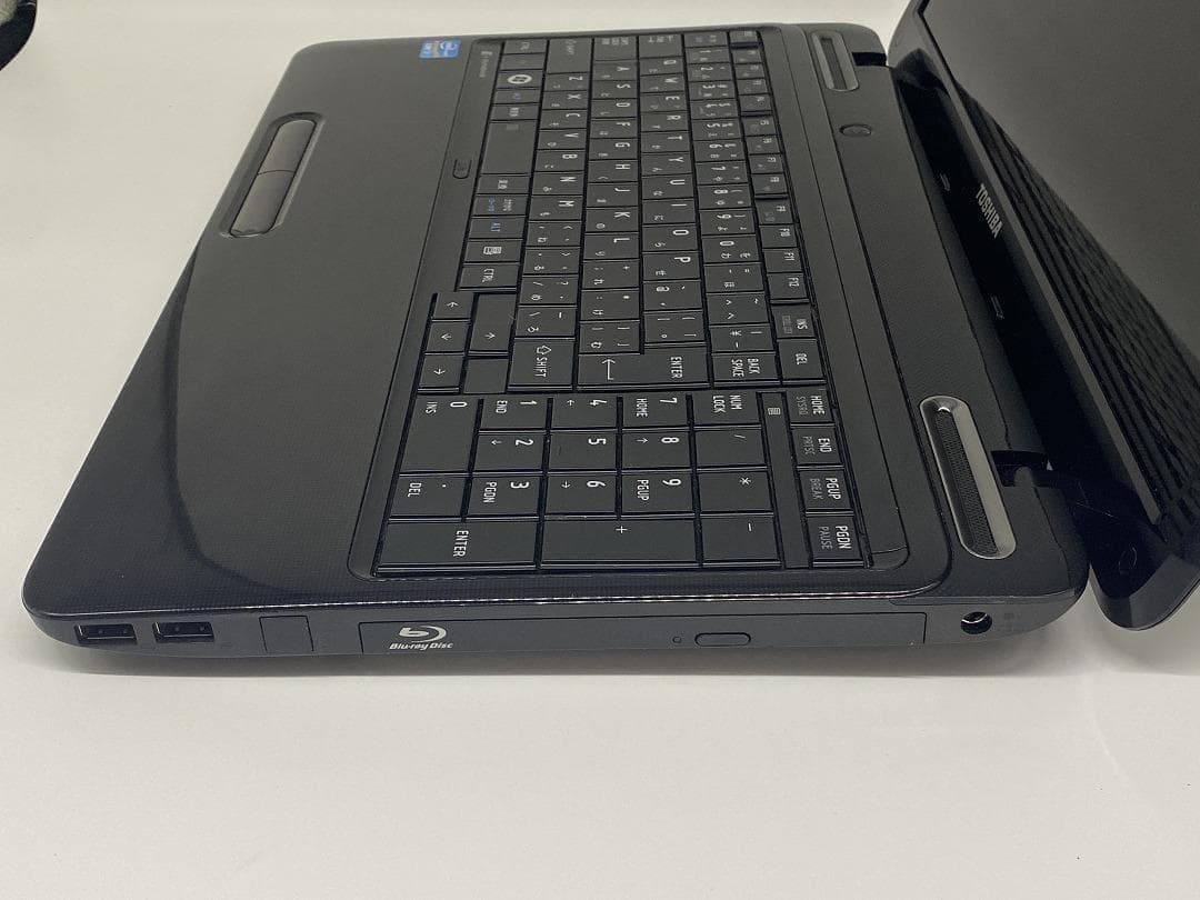 【東芝】爆速 Corei7/新品SSD256GB 15.6 ノートパソコン D4