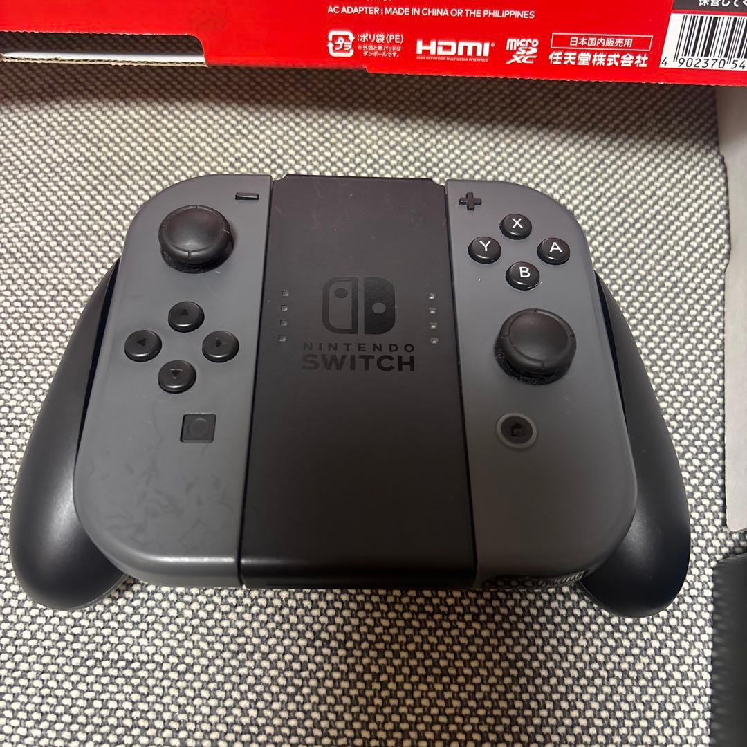 Nintendo Switch 本体　ブラック　グレー　コントローラー