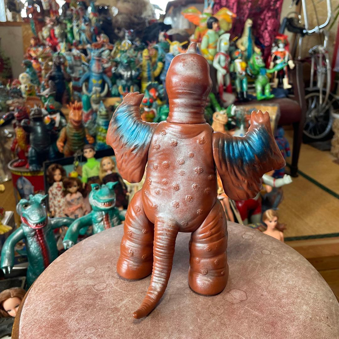 極美品　当時物　ペギラ ブルマーク　(海外輸出カラー)