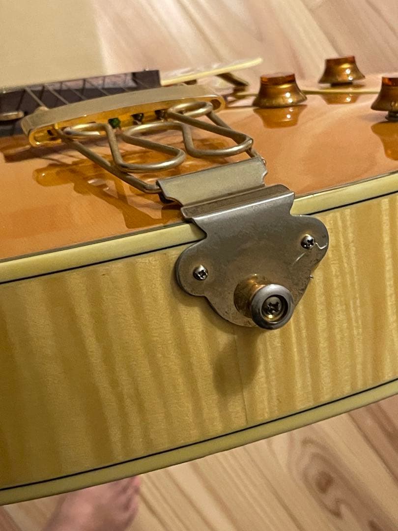 Epiphone フルアコ　EMPERORⅡ NAナチュラル