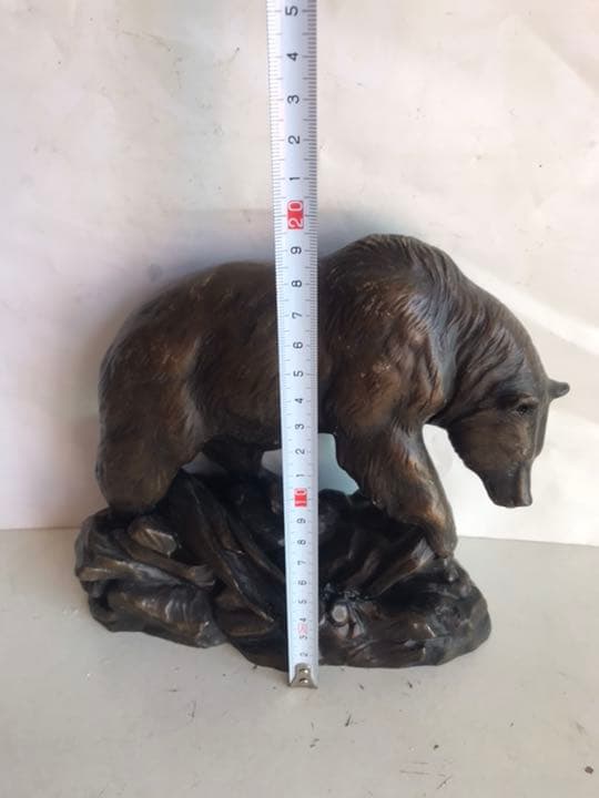 熊置物真鍮製，工藝美術品，高18.5cm，重4500克。