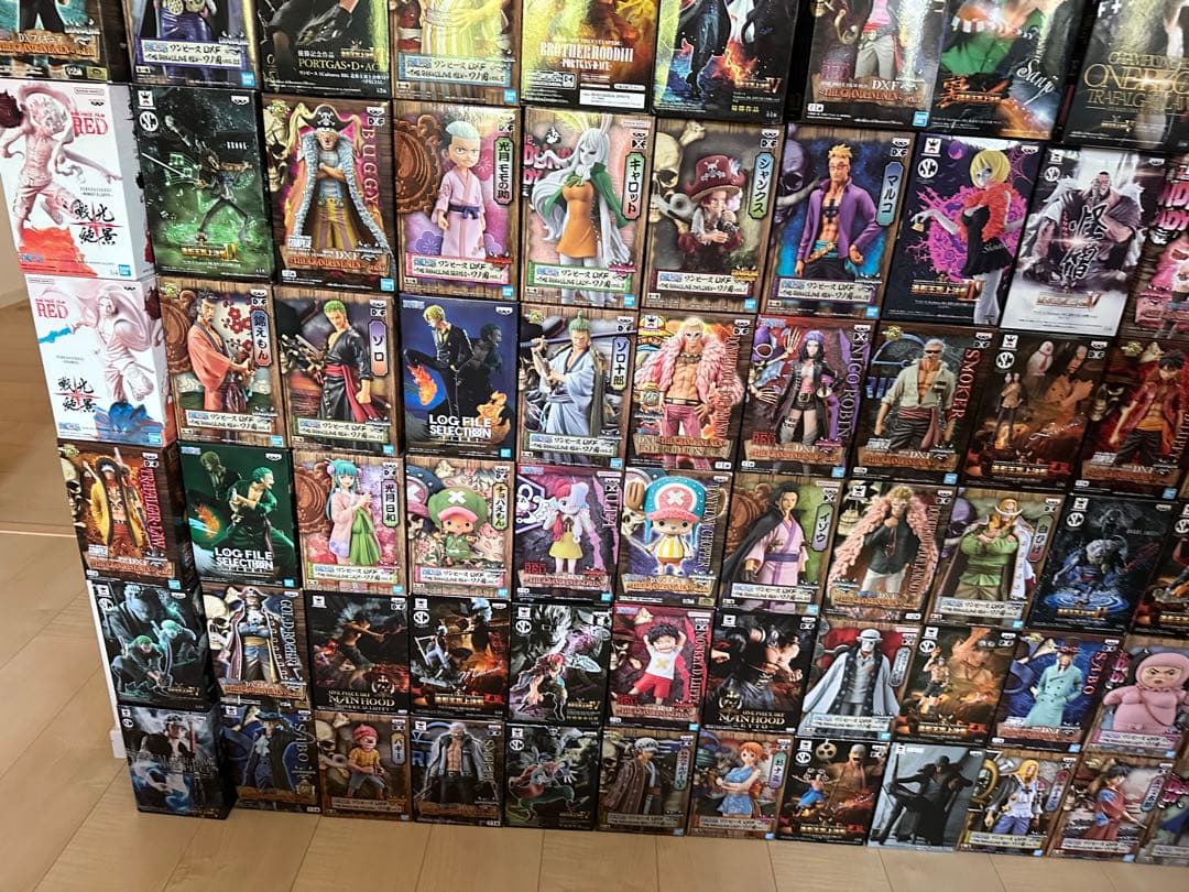 ワンピースフィギュア引退品90個まとめ売り