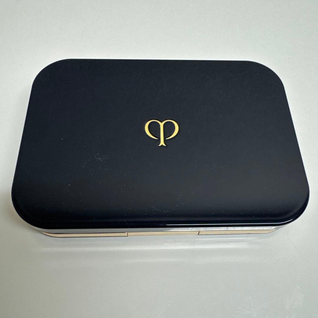 クレドポーボーテ タンプードルエクラⅡ オークル00 未開封スポンジ付き