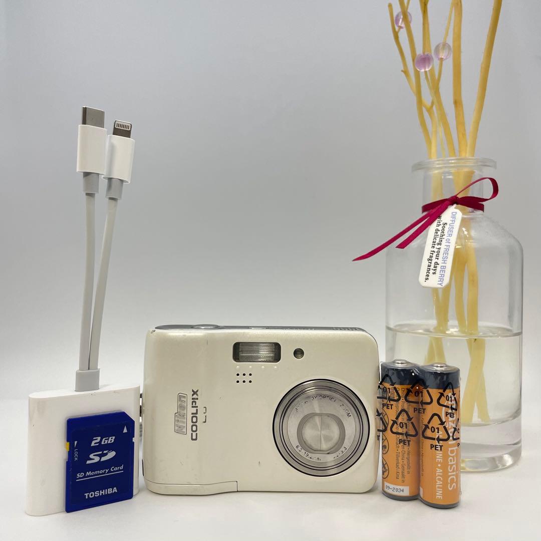 動作確認済✨Nikon coolpix L6✨スマホ転送OK 単三電池 人気の白