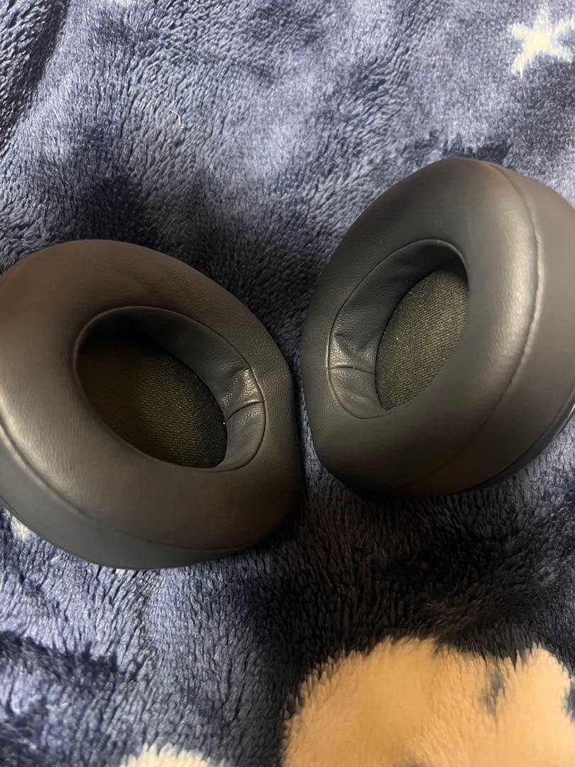 Beats Studio3 Wireless ヘッドフォン　シャドーグレー