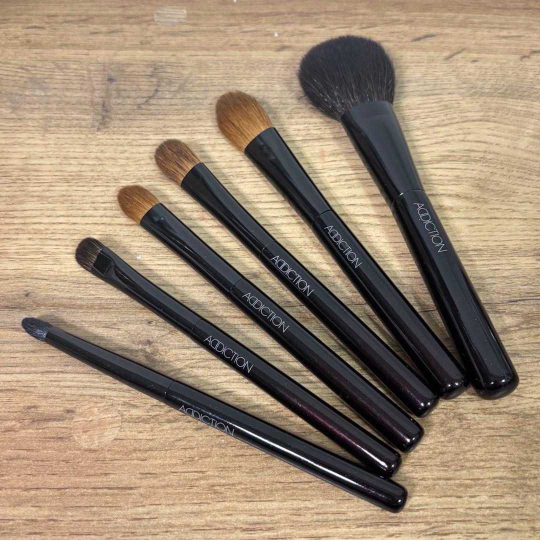 未使用 アディクション ブラシ セット