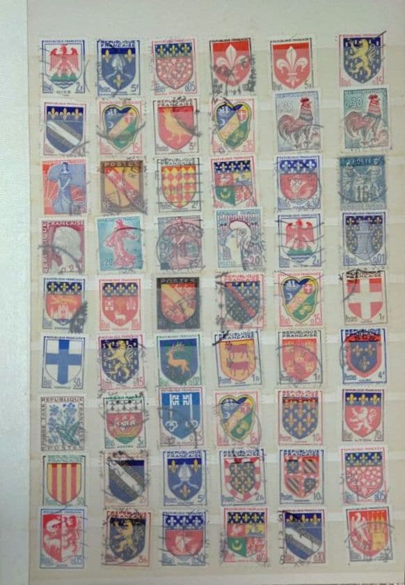 主にフランスの使用済み切手