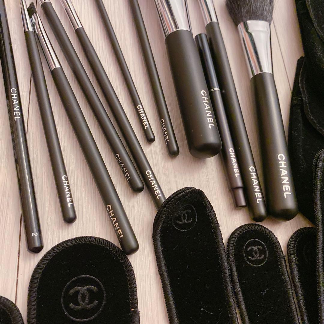 CHANEL メイクブラシセット 収納ケース付き　ブラシ