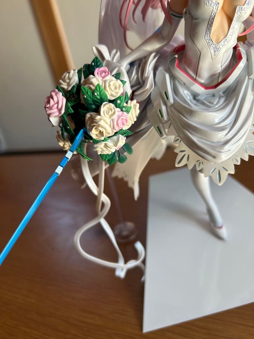 ル*カ様 ダーリンインザフランキス　ゼロツー　フィギュア　ウェディング　ポストカ