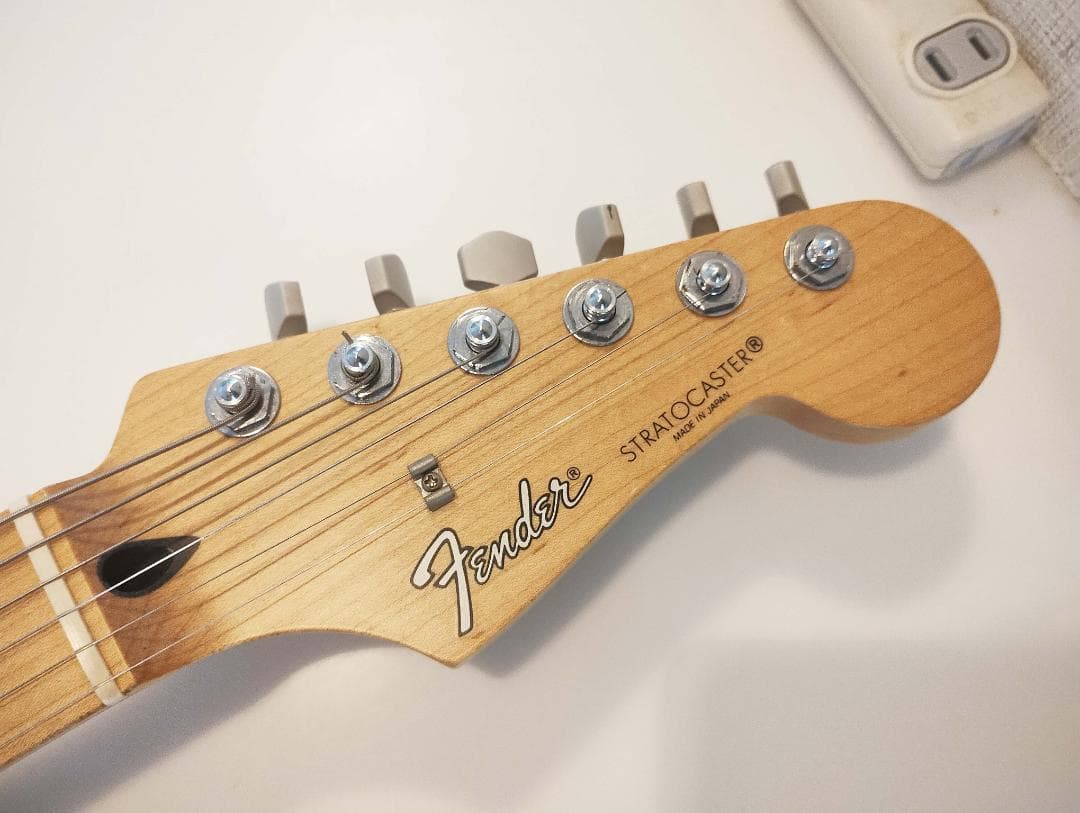 【EMGピックアップ】Fender ストラトキャスター【ショートスケール】