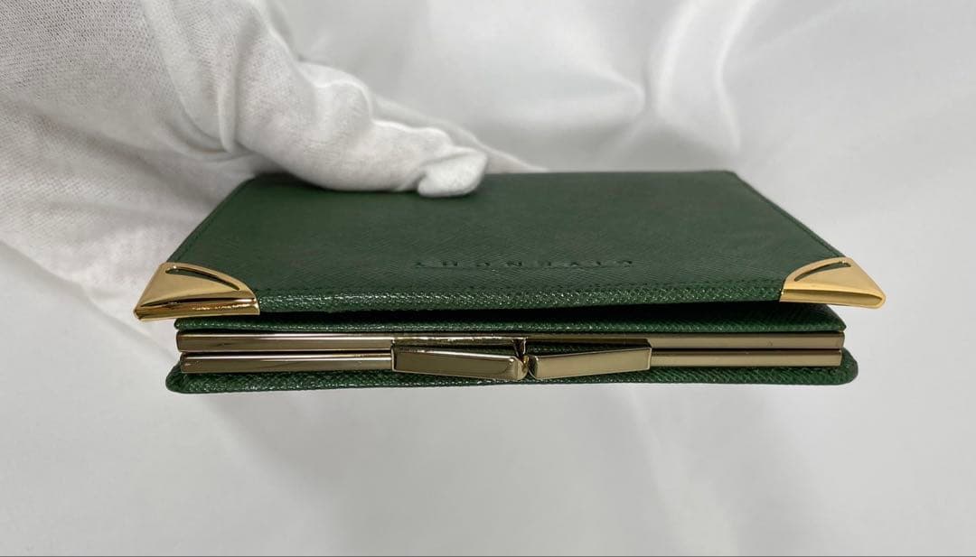 美品 GIVENCHY ジバンシー 二つ折り財布 がま口 ヴィンテージ レザー