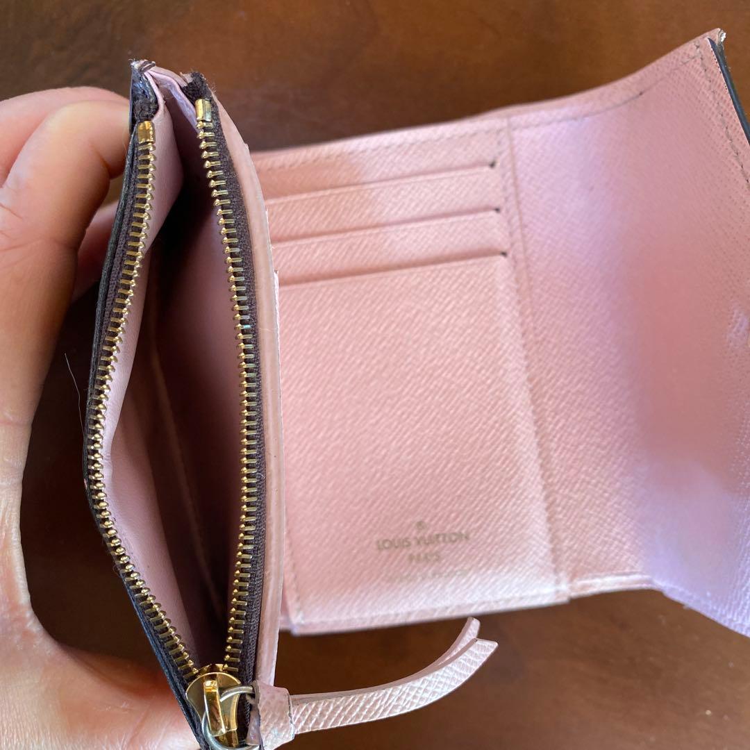 ルイヴィトン ポルトフォイユ ヴィクトリーヌ 三つ折り財布