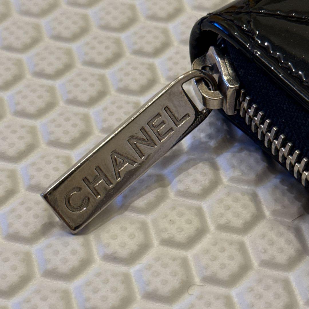CHANEL パテント ラムスキン ケース　ブラック