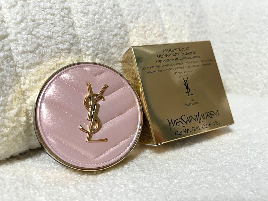 Yves Saint Laurent クッションファンデーション SPF50+