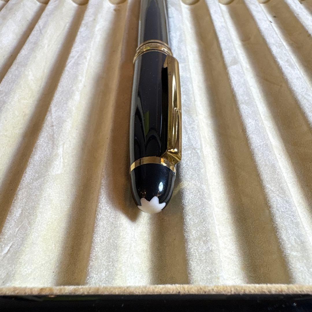 モンブラン ボールペン 黒×金 高級筆記具 中古