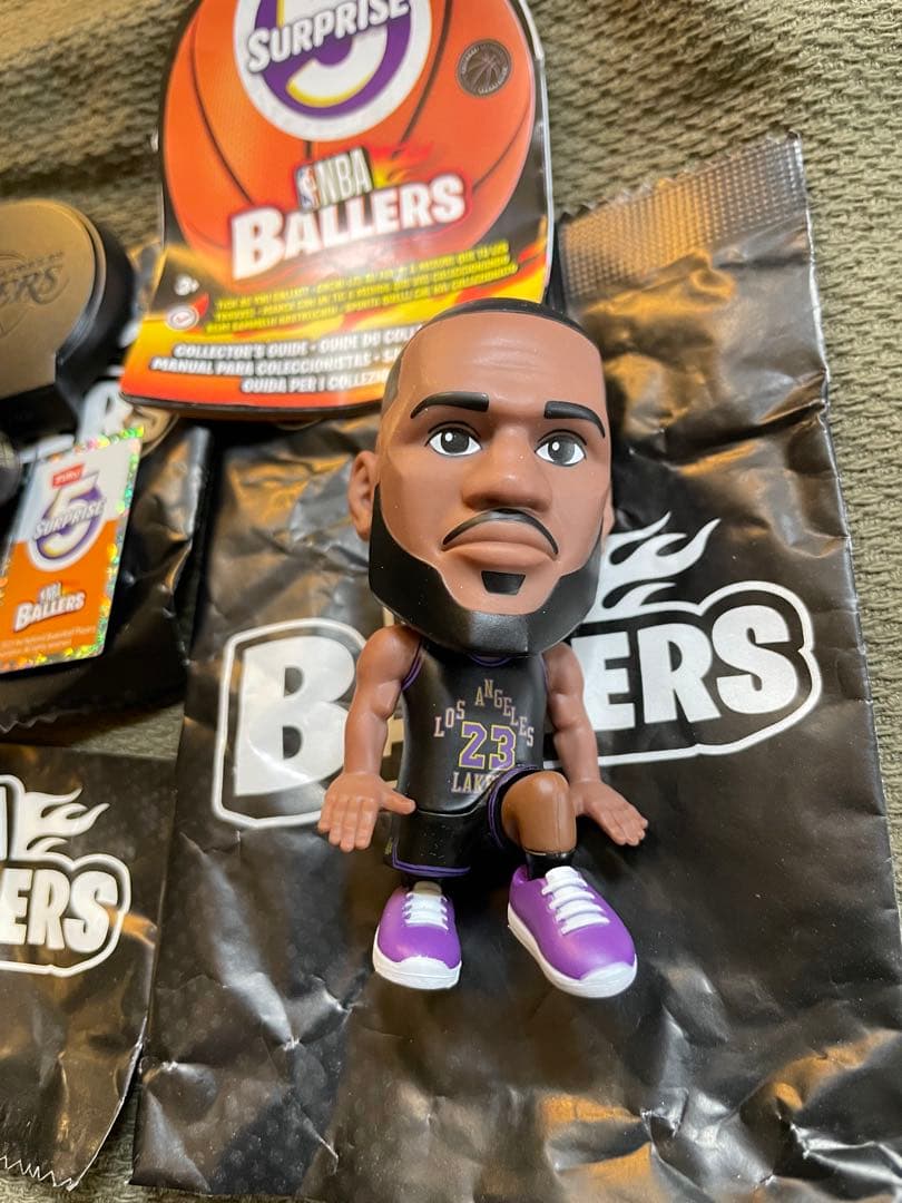 NBA BALLERS SRレア レブロン　ジェームズ