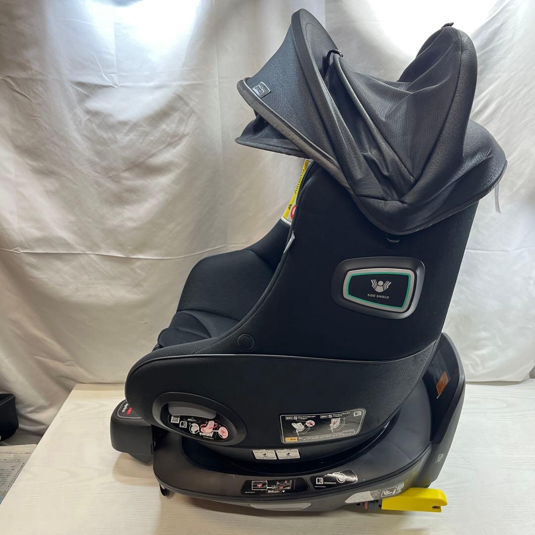 美品 Aprica アップリカ クルリラ ビッテ エックス 黒 ISOFIX