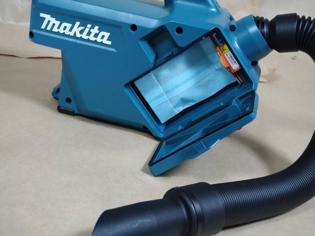 マキタ 18V 充電式クリーナー CL184DZ