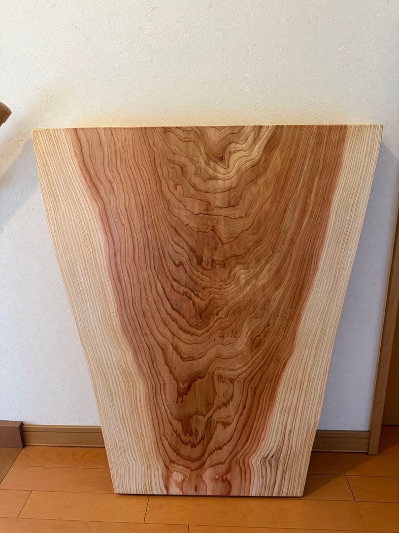 天然杉の一枚板根っこ部分木目テーブル