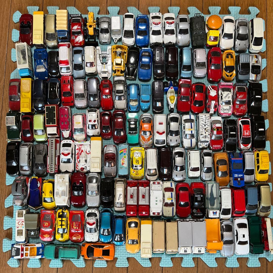 トミカ大量まとめ売り