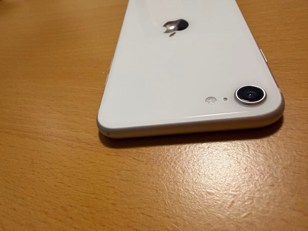 iPhoneSE ホワイト 2世代