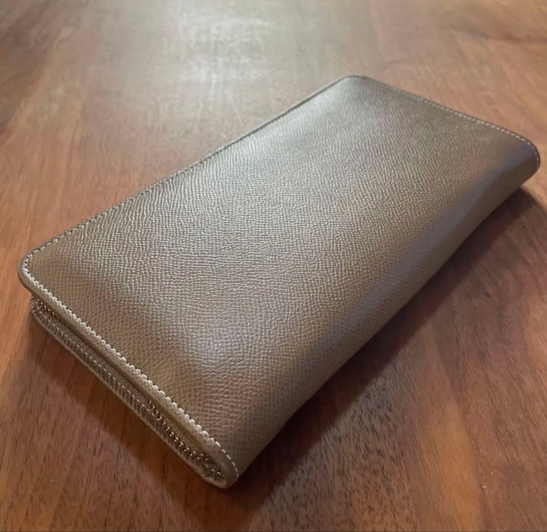 ブルックリンミュージアム　パスポートケース　トープ