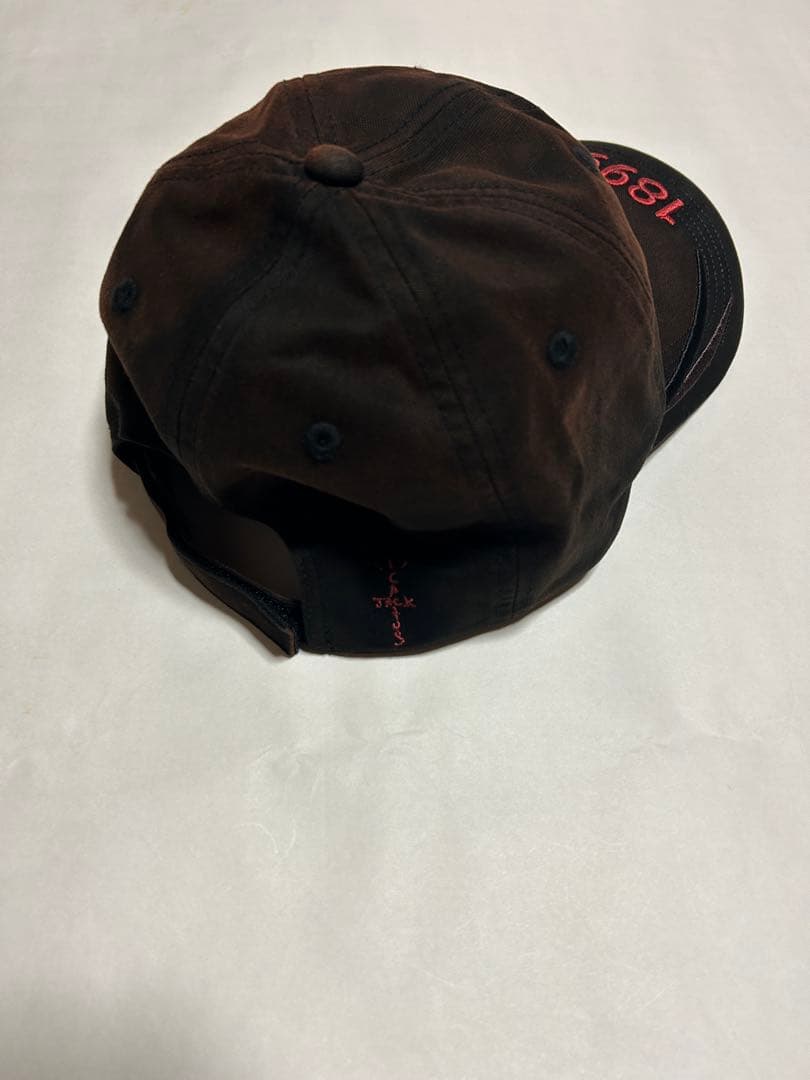 n*x様 travis scott fc barcelona cap