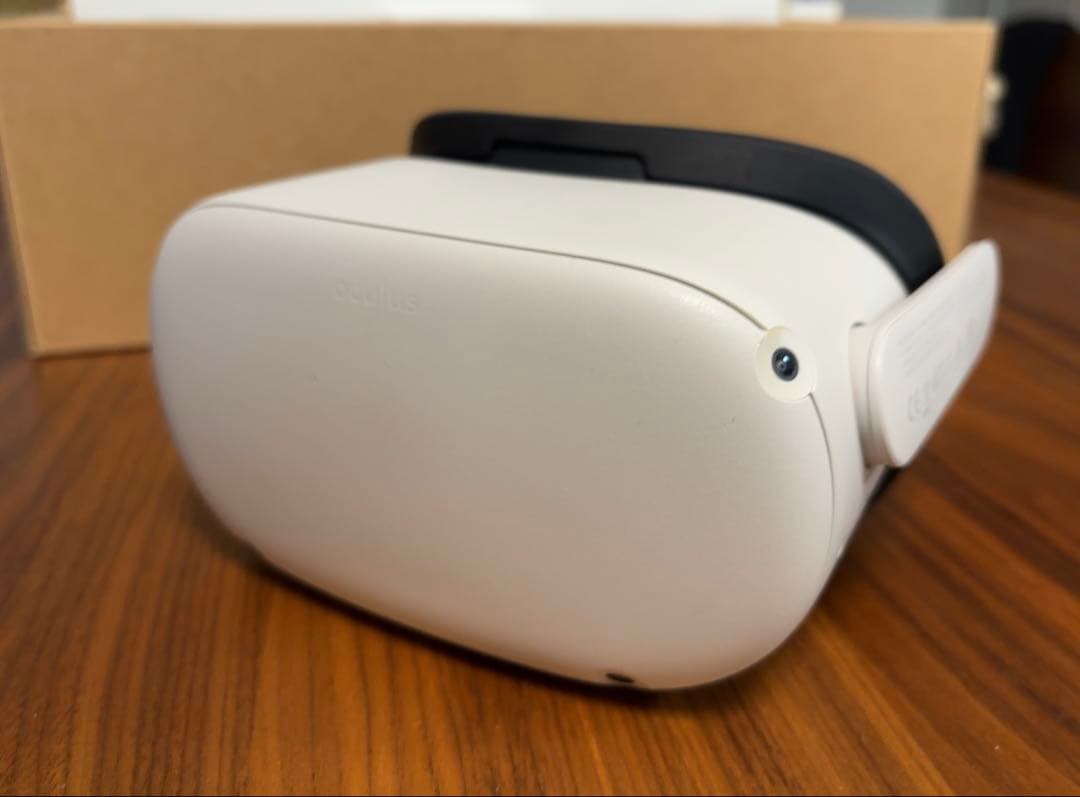 オキュラスクエスト2  Quest 2 64GB オマケ付き