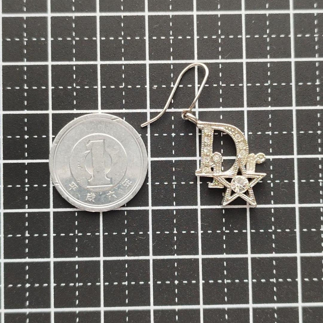 Dior　ディオール　ピアス　トロッターロゴ　スター　星　ラインストーン