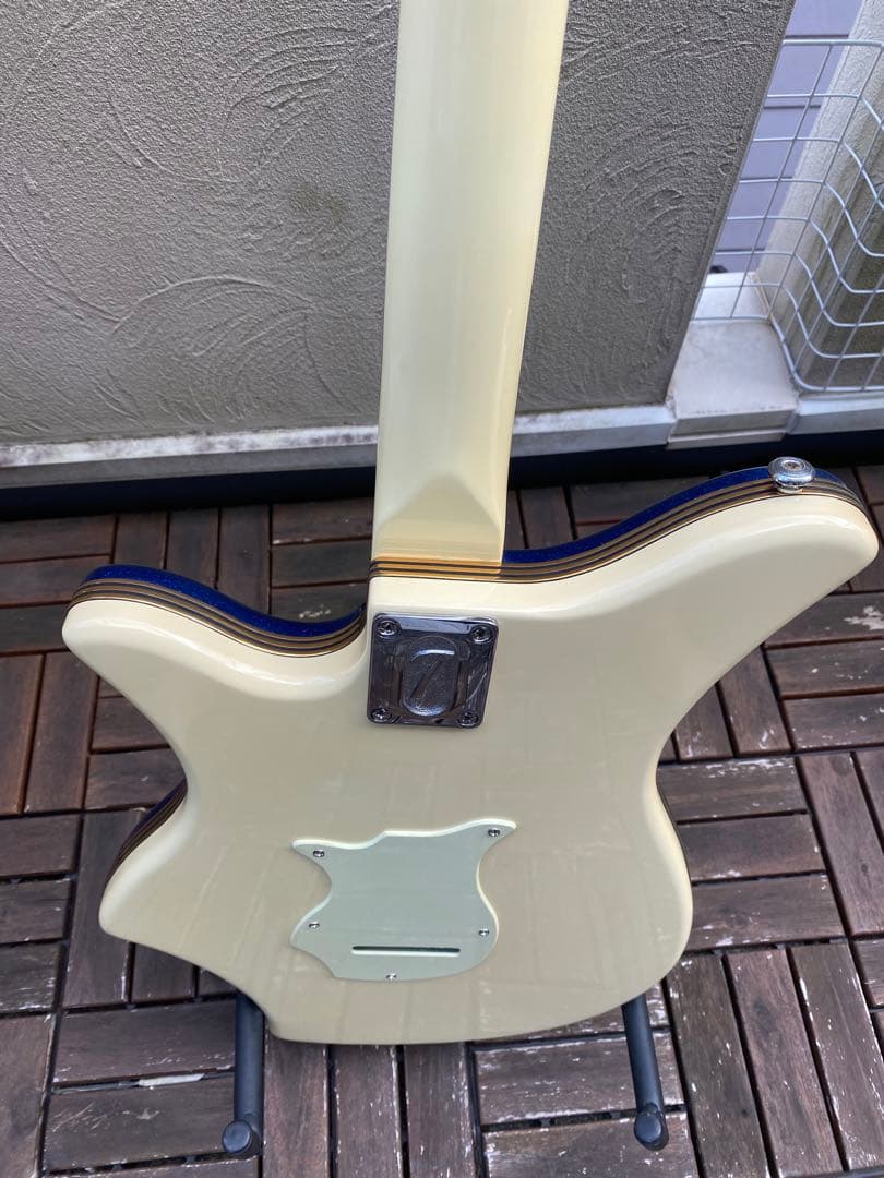 Italia Guitars Monza(ビザールギター)