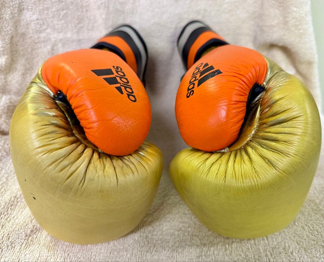 adidas adiSPEED 10oz ボクシンググローブ