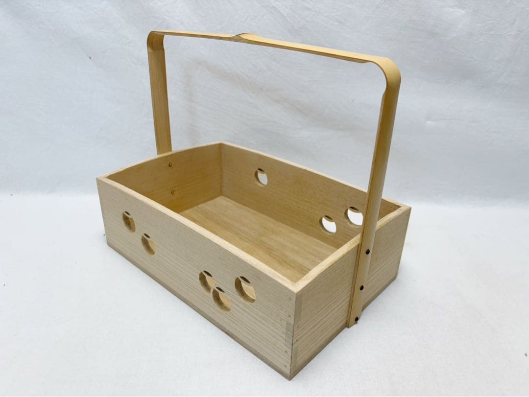 ほぼ未使用 茶道具 桐 一燈好写 つぼつぼ透かし 手持ち莨盆 喫煙具 木工芸