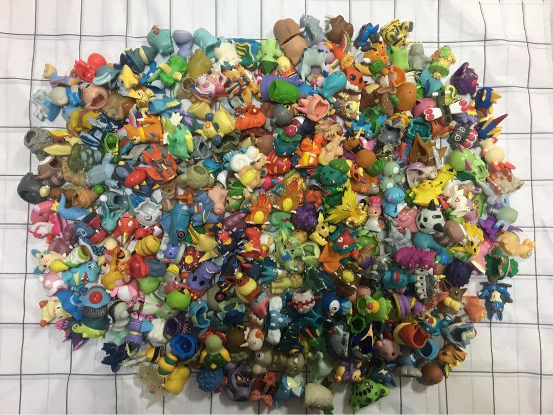 ポケモンキッズ327体まとめ売り