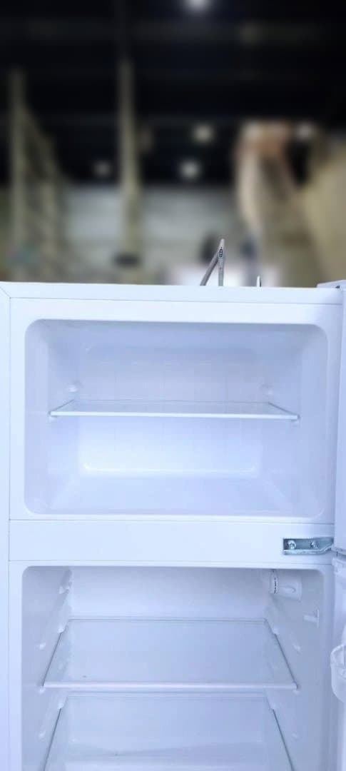 ハイアールy　ホワイト 2ドア冷蔵庫　2022年製　S9