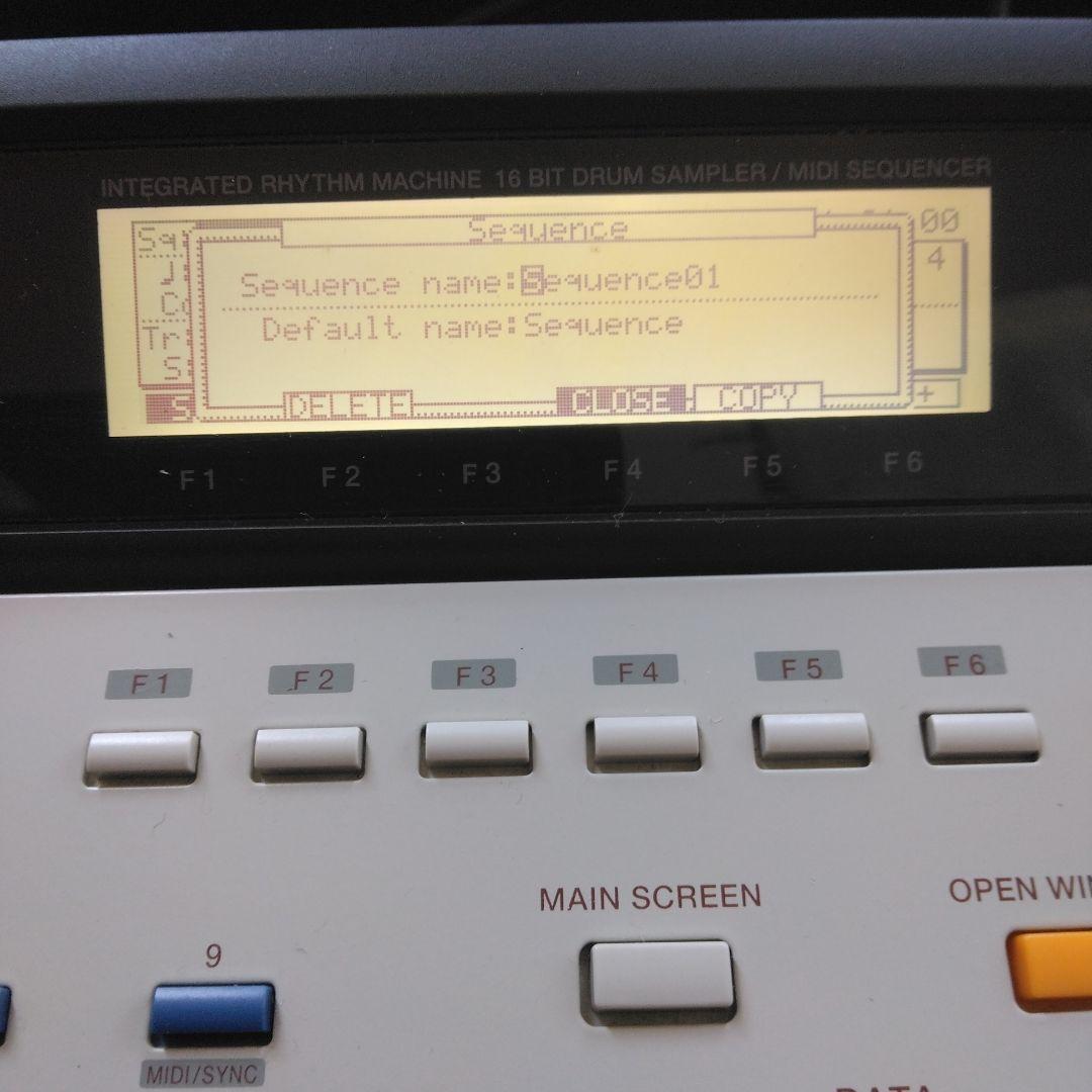 DJ機材 AKAI MPC 2000XL