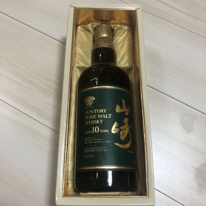 サントリー 山崎10年 ピュアモルトウイスキー700ml