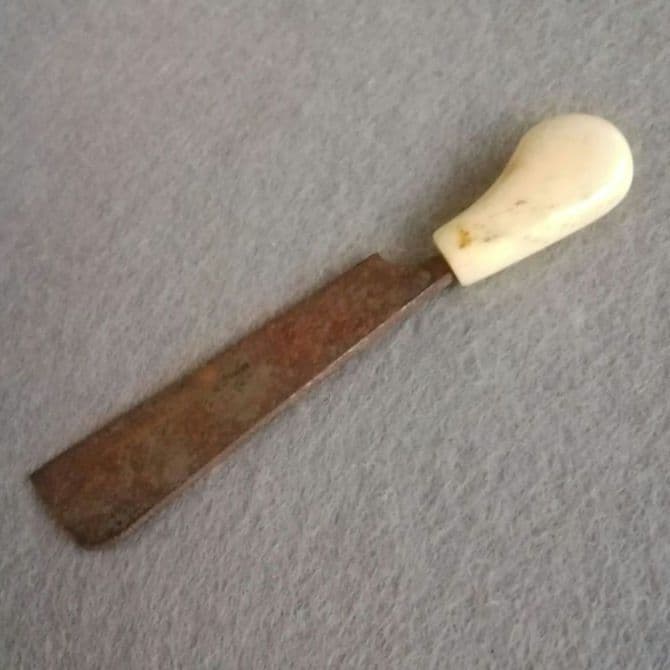 逸品　身嗜み道具②懐中道具　江戸期　明治時代　骨　鉄地　大奥　和骨董アンティーク