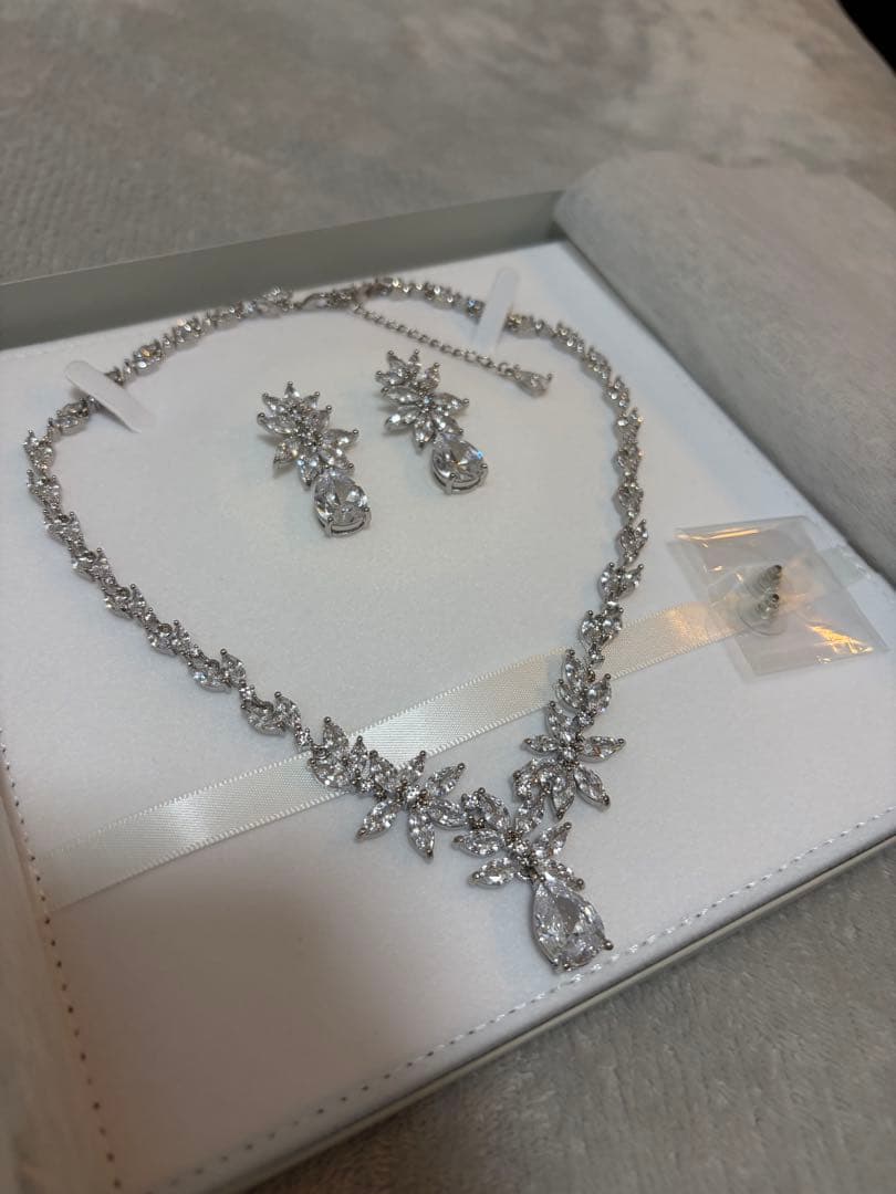 STELLA BRIDAL ブライダルアクセサリー アミティ ネックレス ピアス