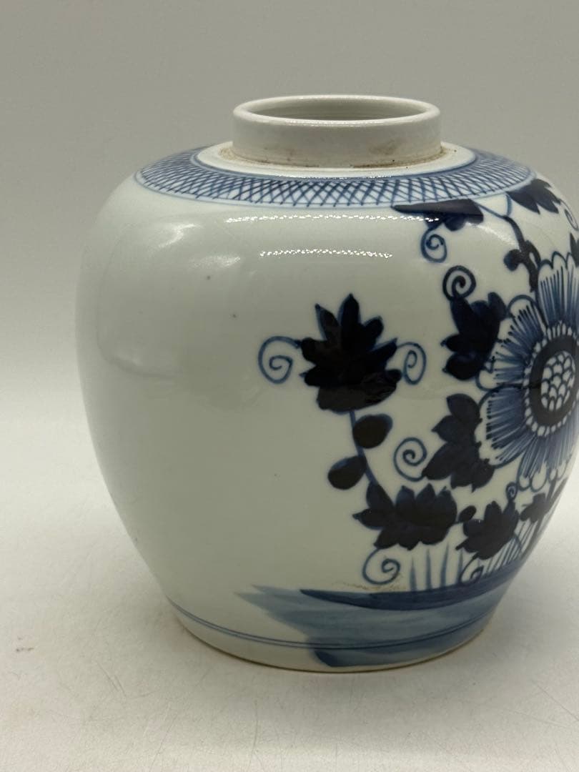 中国　清時代　染付　花卉紋壺　送料込み251020