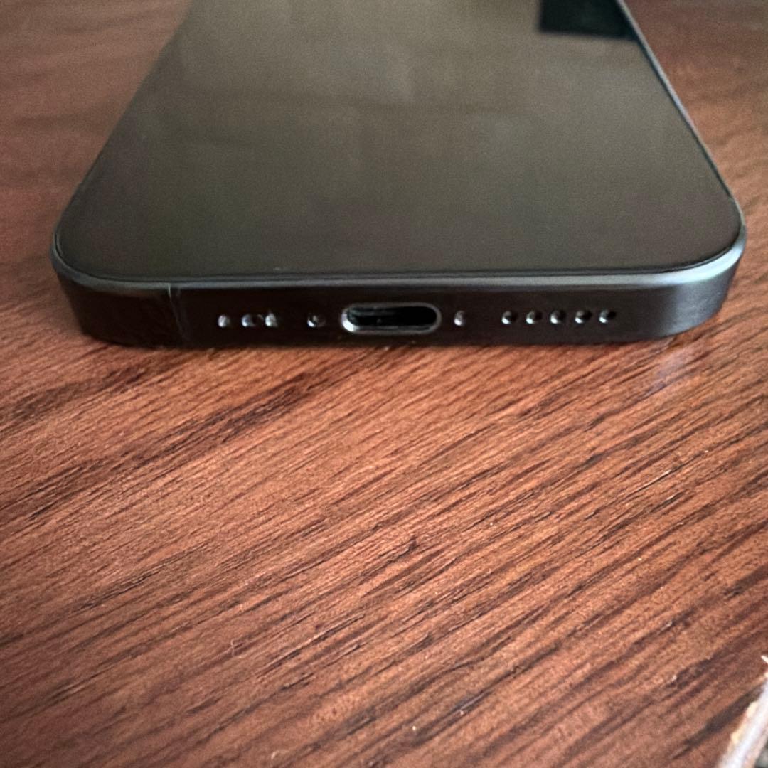 iPhone15Pro 256GB ブラックチタニウム SIMフリー